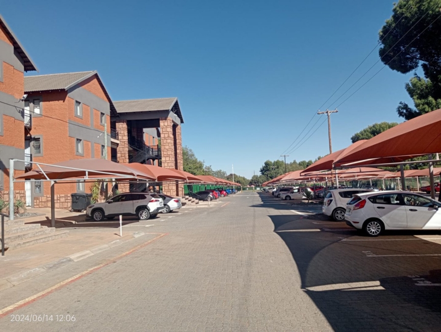 2 Bedroom Property for Sale in Vredenhof Sh Free State